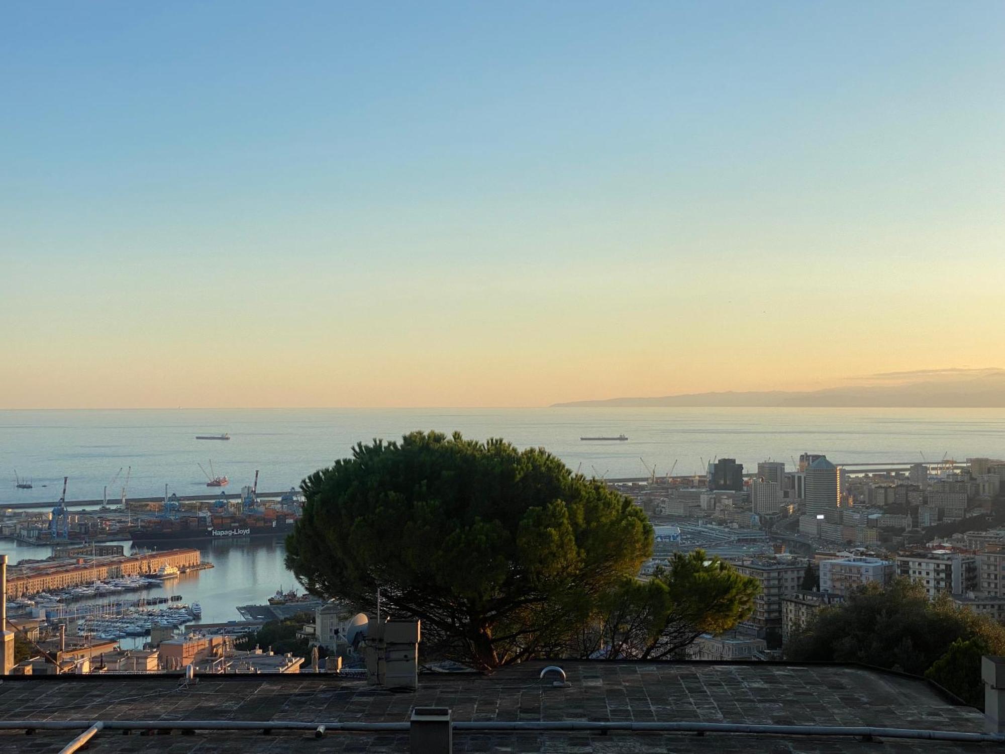 Genoa View & Hiking In Italian Riviera Appartement Buitenkant foto
